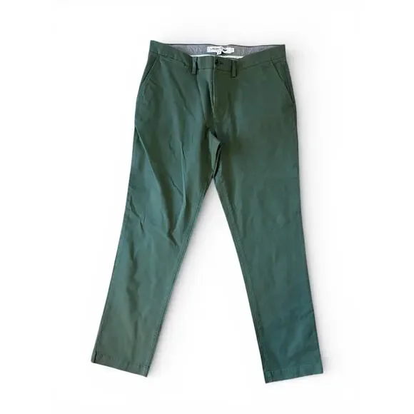 Lacoste Men's Solid Slim Fit Pant in Sequoia Size 32 US 36 - Picture 2 of 6